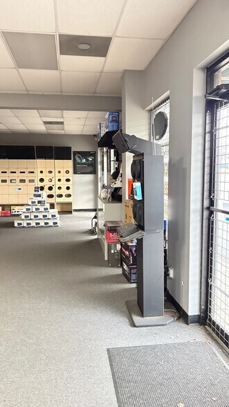 More Photos Of 2211 Riverside Pky, Lawrenceville Unknown For Lease