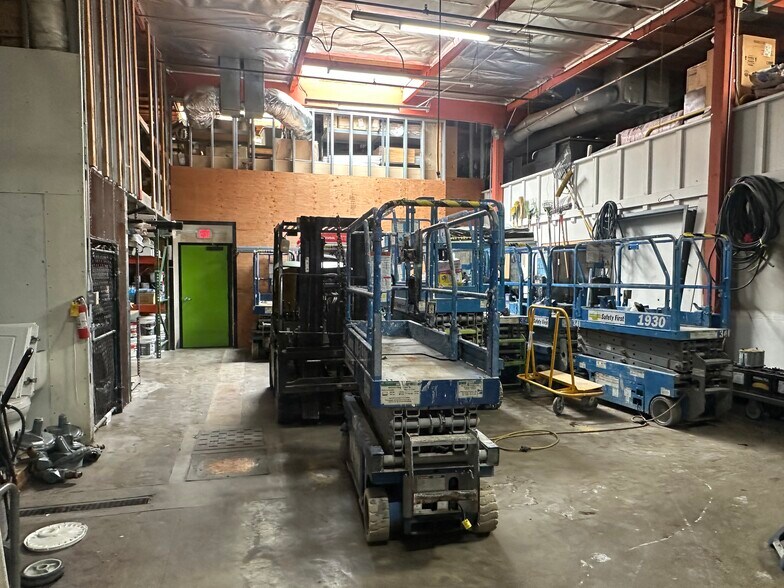 More Photos Of 4534 Carter Ct, Chino Manufacturing For Sale