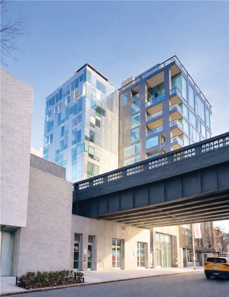 More Photos Of 507 W 24th St, New York Freestanding For Lease