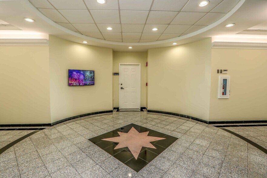 More Photos Of 7400 SW 50th Ter, Miami Office For Lease