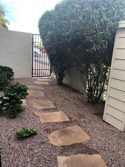 More Photos Of 2600 E Southern Ave, Tempe Medical For Lease