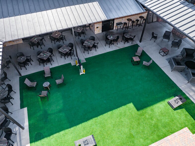 More Photos Of 129 N Collins Rd, Sunnyvale Freestanding For Lease