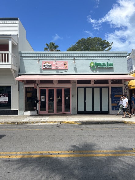 More Photos Of 126-128 Duval St, Key West Storefront For Lease