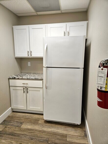 More Photos Of 706 Turnbull Ave, Altamonte Springs Office Residential For Lease