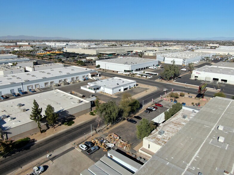 More Photos Of 236 N 48th Ave, Phoenix Warehouse For Sale