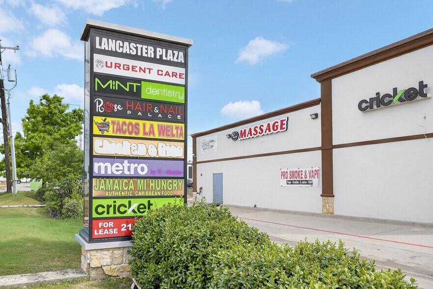 More Photos Of 8702 S Lancaster Rd, Dallas Freestanding For Sale
