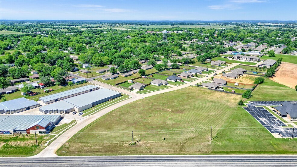 More Photos Of 305 US 377 hwy, Whitesboro Land For Lease