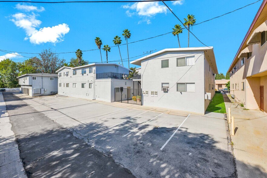 More Photos Of 2220 Kenrich Ct, La Habra Apartments For Sale