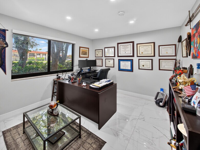More Photos Of 10717 Sw 104th St, Miami Office For Sale