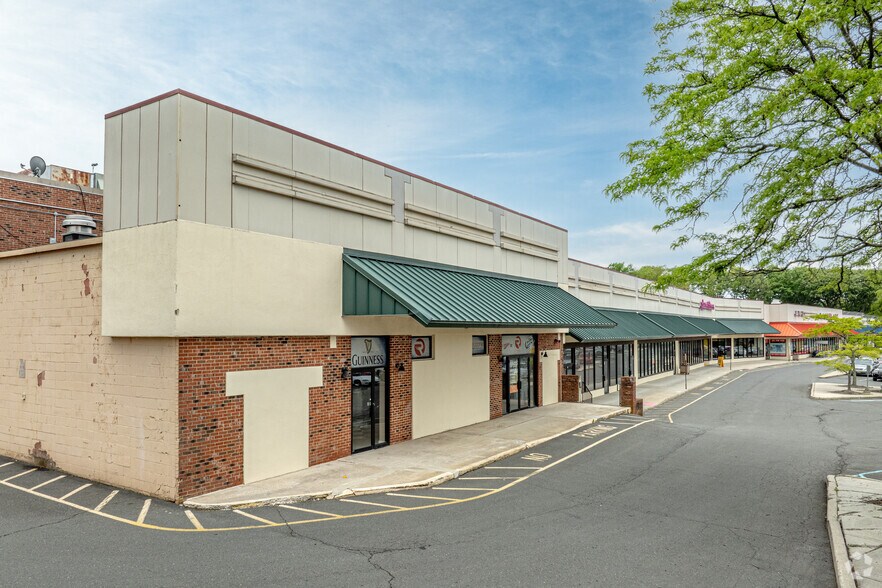 More Photos Of 960 US Highway 9, South Amboy General Retail For Lease