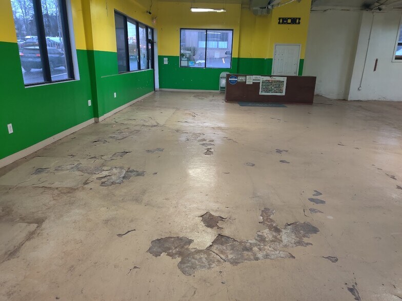 More Photos Of 746 Chester Pike, Prospect Park Storefront Retail Office For Lease