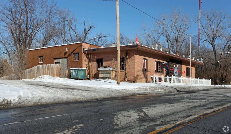 More Photos Of 1220 W 31st St, Kansas City Flex For Sale