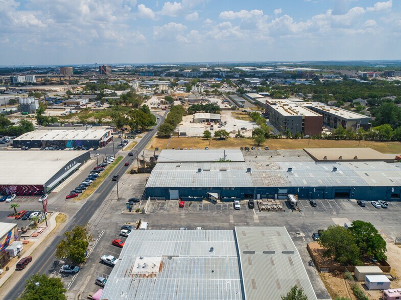 More Photos Of 415 E Saint Elmo Rd, Austin Unknown For Lease