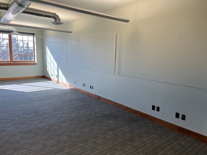 More Photos Of 302 S David St, Casper Office For Lease