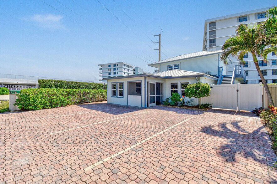 More Photos Of 444 Zephyr Way, Juno Beach Multifamily For Sale