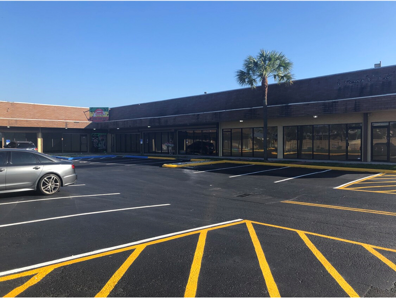 More Photos Of 435 S State Road 7, Hollywood General Retail For Lease