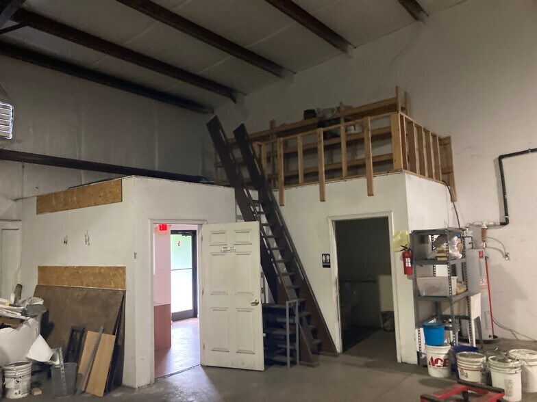 More Photos Of 6424 Boyleston Hwy, Mills River Light Manufacturing For Sale