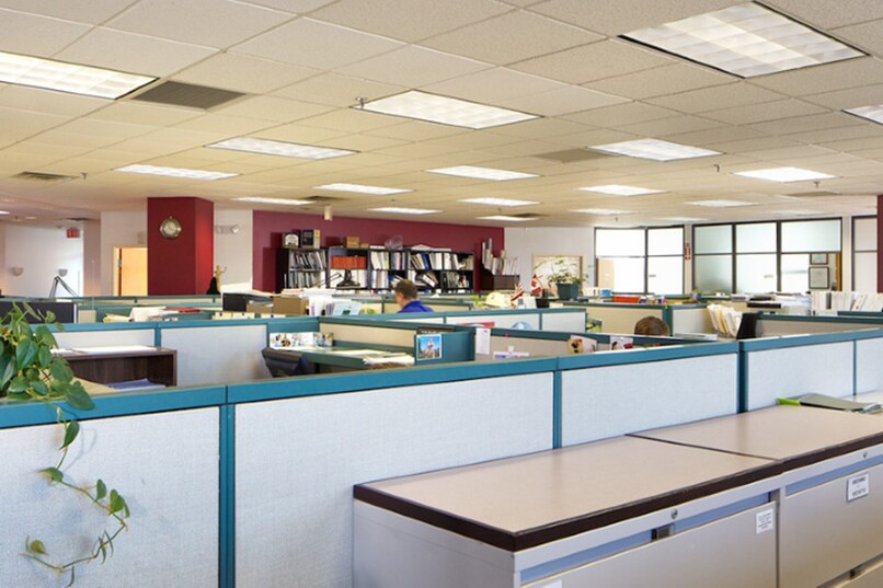 More Photos Of 482 Payne Rd, Scarborough Office For Sale