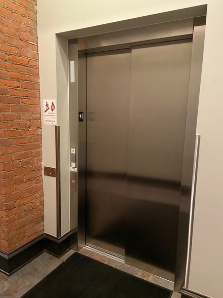 More Photos Of 1224 Huron Rd E, Cleveland Apartments For Sale