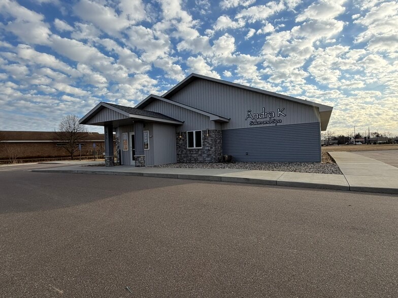 Primary Photo Of 615 Smith Street, Clearwater Freestanding For Lease