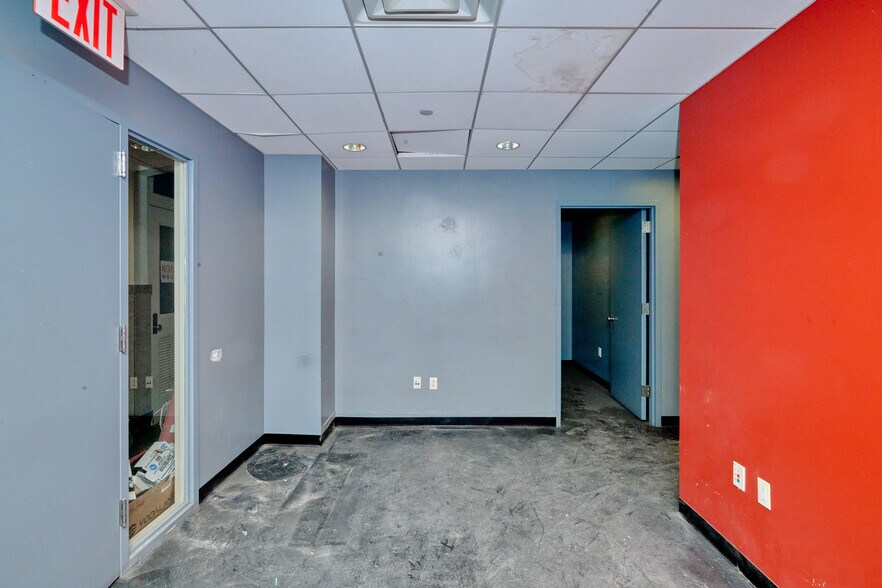 More Photos Of 369 E 149th St, Bronx Office For Lease