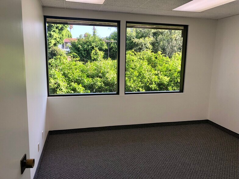 More Photos Of 8152 Painter Ave, Whittier Medical For Sale