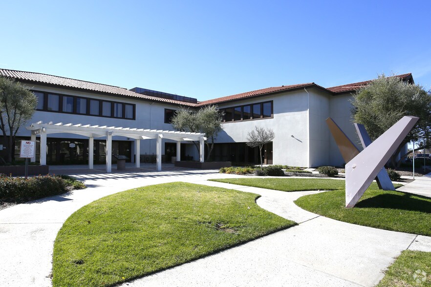 More Photos Of 23119 Cottonwood Ave, Moreno Valley Office For Lease