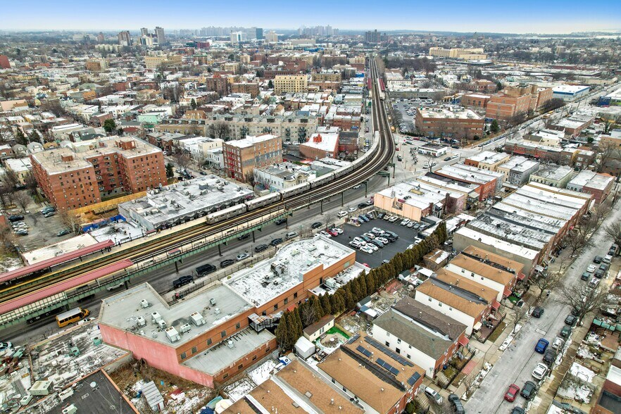 More Photos Of 2244 Westchester Ave, Bronx Office For Sale