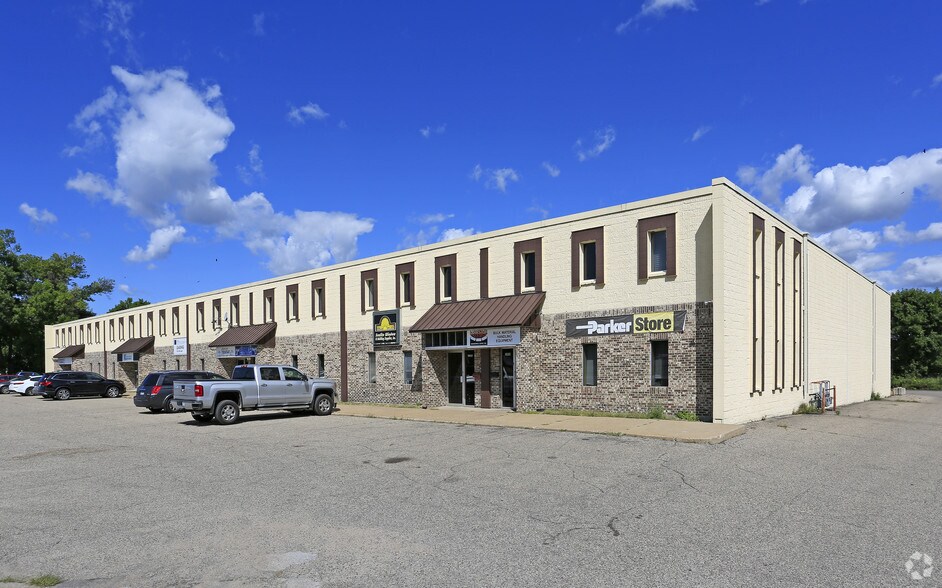 Primary Photo Of 3800-3830 Highway 13 W, Burnsville Warehouse For Lease