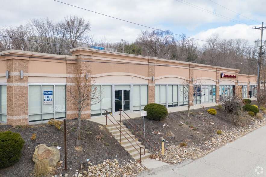 Primary Photo Of 4850 McKnight Rd, Pittsburgh Storefront For Sale