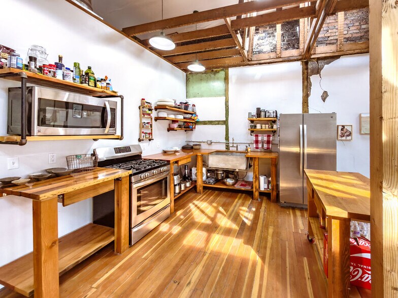 More Photos Of 182 S Main St, Helper General Retail For Sale