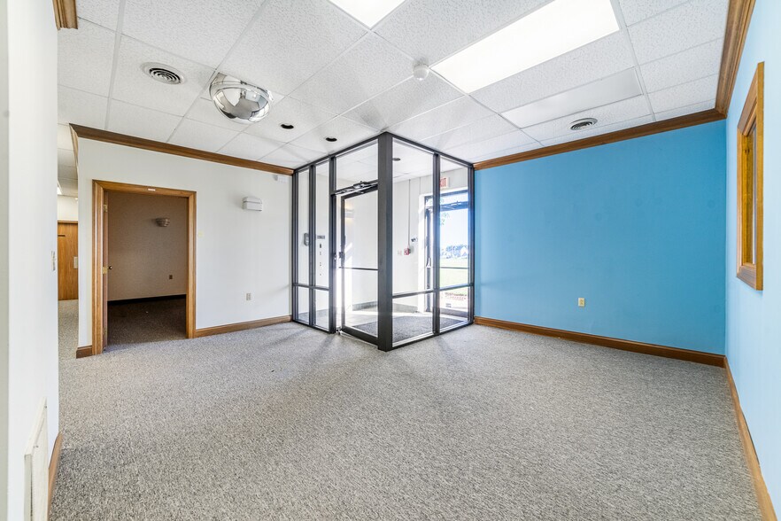 More Photos Of 2794 Indian Ripple Rd, Beavercreek Office For Sale