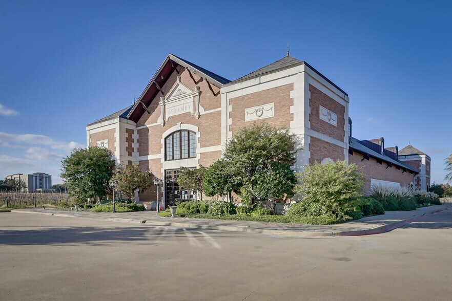 More Photos Of 2000 Champagne Blvd, Grapevine Specialty For Sale