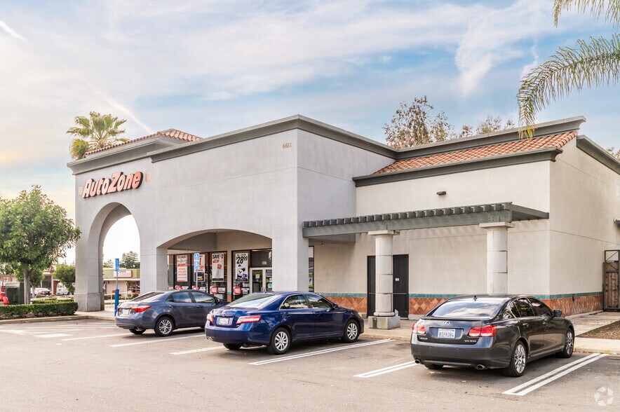 More Photos Of 6611-6791 Westminster Blvd, Westminster Unknown For Lease