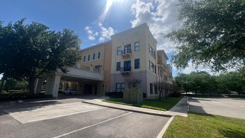 More Photos Of 5749 Westgate Dr, Orlando Office For Lease