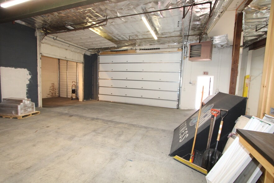 More Photos Of 7 Henry St, Worcester Light Manufacturing For Lease