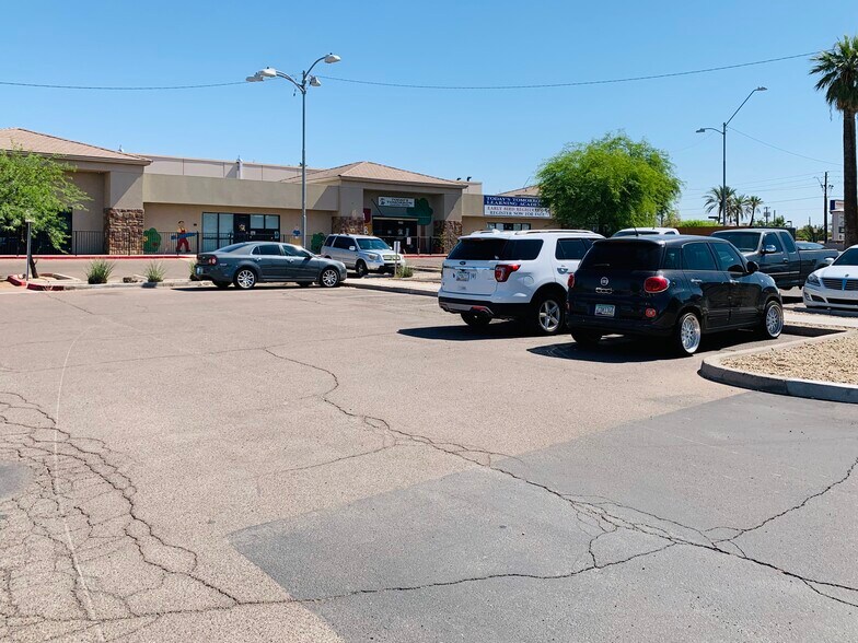 More Photos Of 2330 E McDowell Rd, Phoenix Storefront Retail Office For Lease