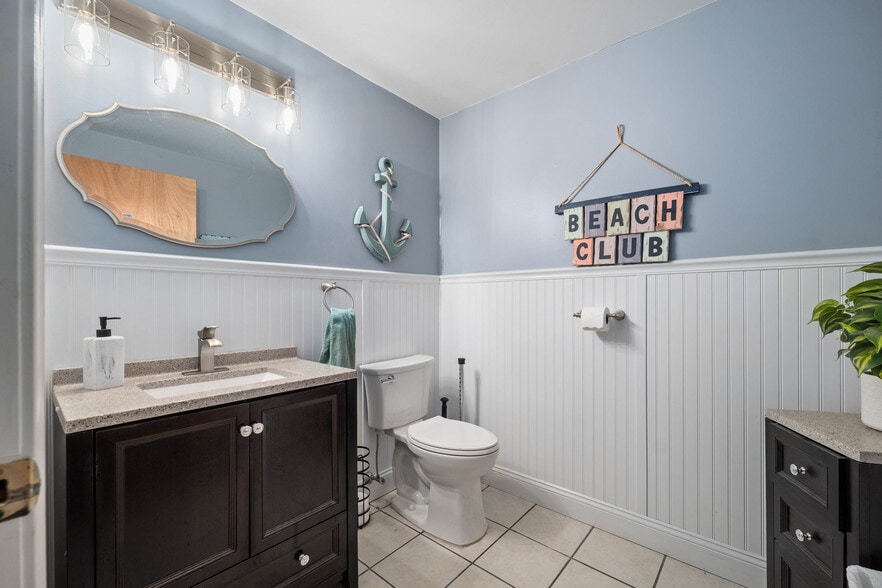 More Photos Of 177 NH Route 104, Meredith Freestanding For Lease