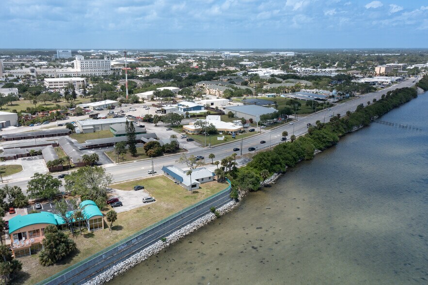 More Photos Of 1331 S Harbor City Blvd, Melbourne Office Residential For Sale