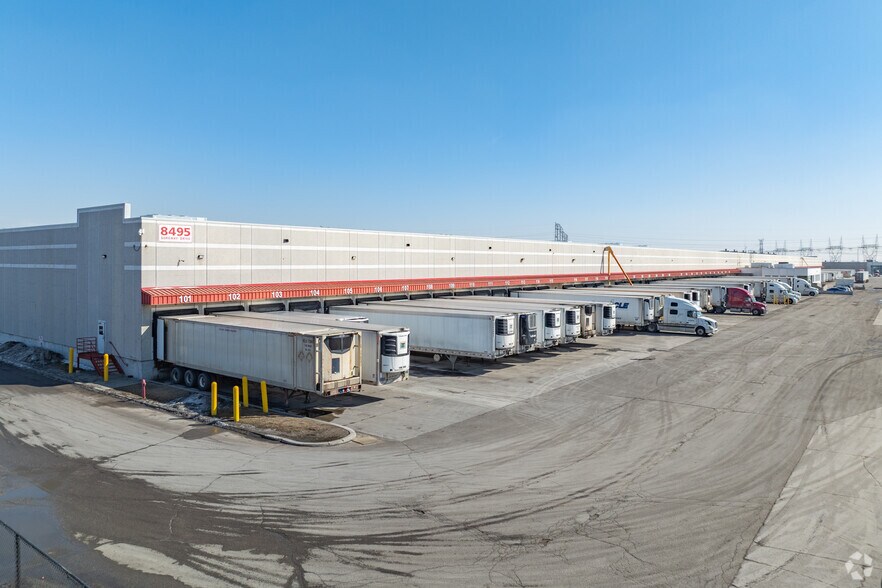 More Photos Of 8495 Goreway Dr, Brampton Warehouse For Lease
