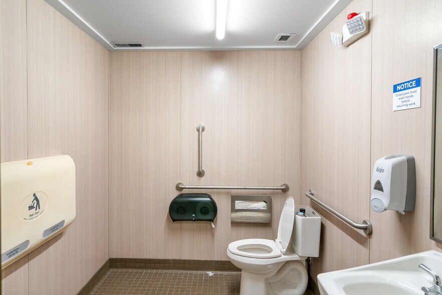 More Photos Of 195 M 66 N, Charlevoix Drugstore For Sale