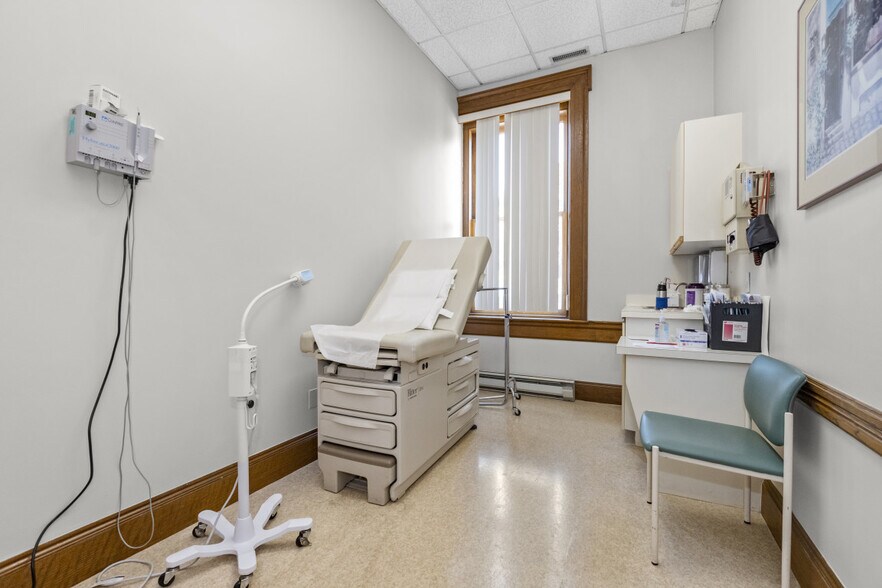 More Photos Of 92 High St, Medford Office For Sale
