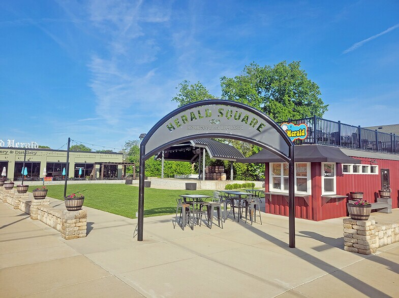 More Photos Of , Collinsville General Retail For Sale