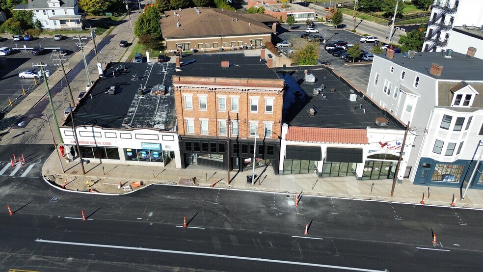 More Photos Of 4539 Montgomery Rd, Cincinnati Storefront Retail Residential For Sale