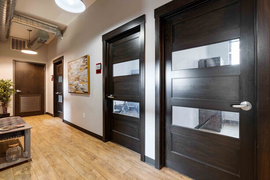 More Photos Of 420 12th Ave SE, Cedar Rapids Office Residential For Sale