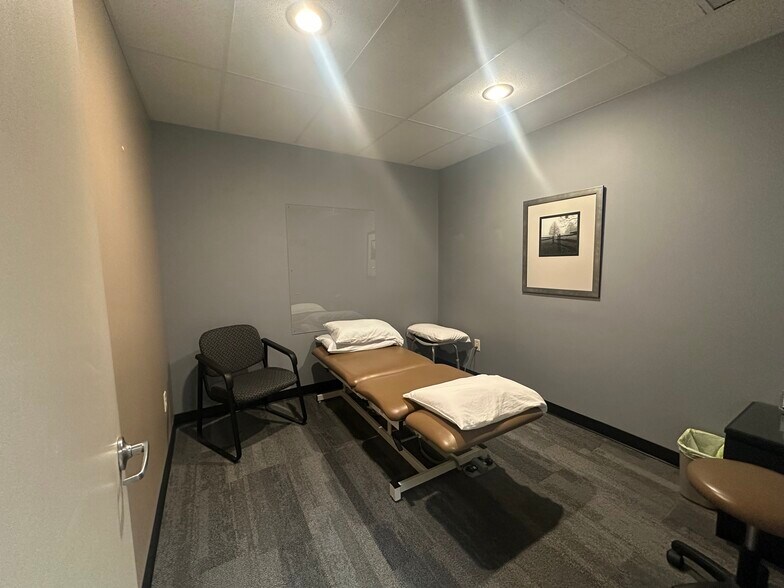 More Photos Of 1919 S 40th St, Lincoln Loft Creative Space For Sale