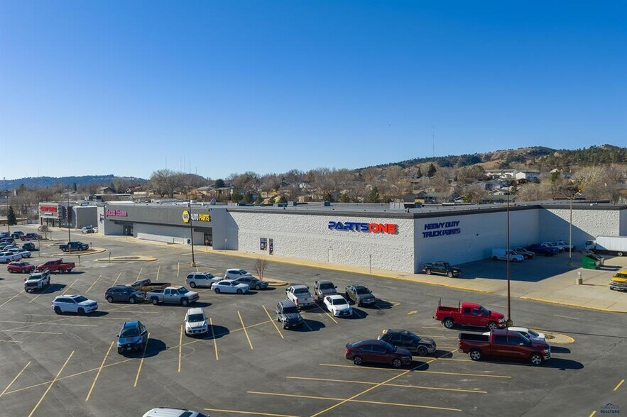 More Photos Of 1845 Haines Ave, Rapid City Freestanding For Sale