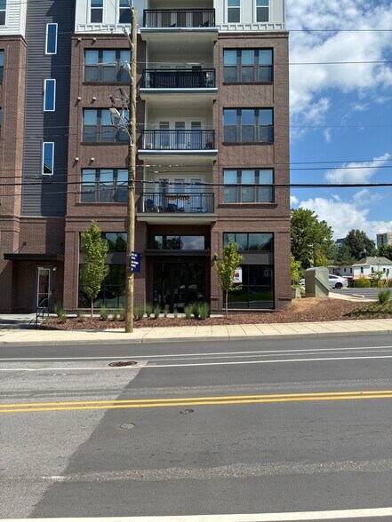 Primary Photo Of 363 Hilliard Ave, Asheville Apartments For Lease