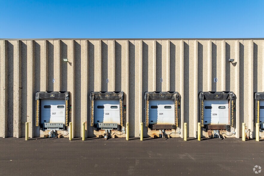 More Photos Of 8200 Ridgefield Rd, Crystal Lake Manufacturing For Sale