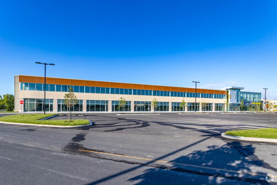 More Photos Of 2369 Ch De Chambly, Carignan Unknown For Lease